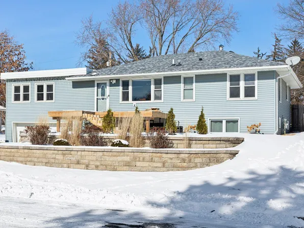 425 Roeller Ave, West Saint Paul, MN 55118