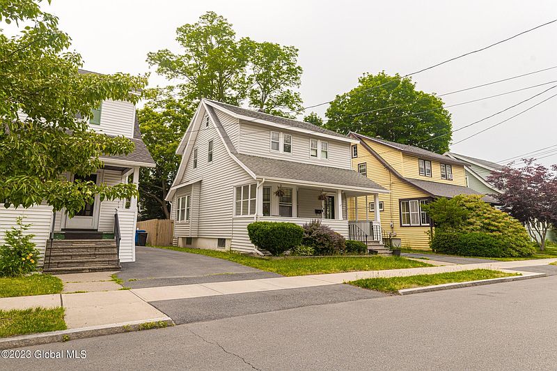 2nd image of 57 Edgecomb Street