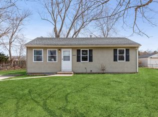 849 Meade Ave, Bellport, NY 11713