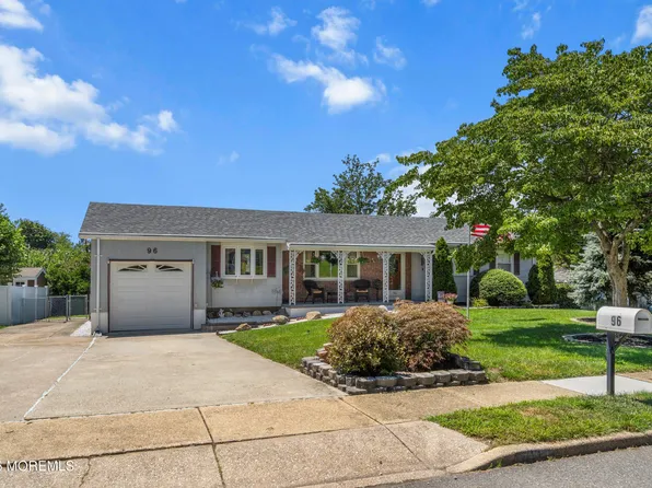 96 Curtis Place, Toms River, NJ 08753