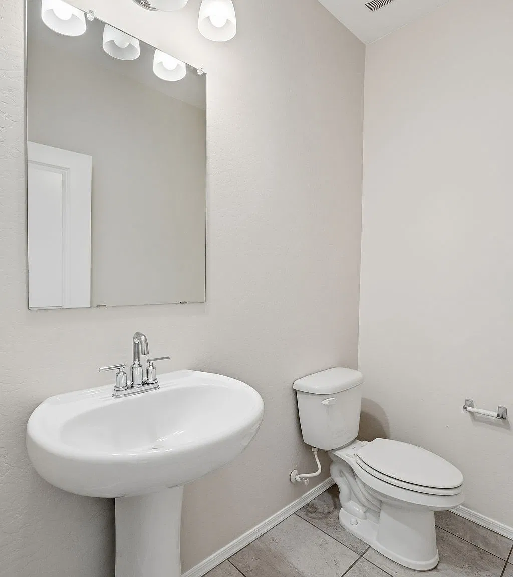 3 bed, 1786 sqft, $1,800 — Photo 4