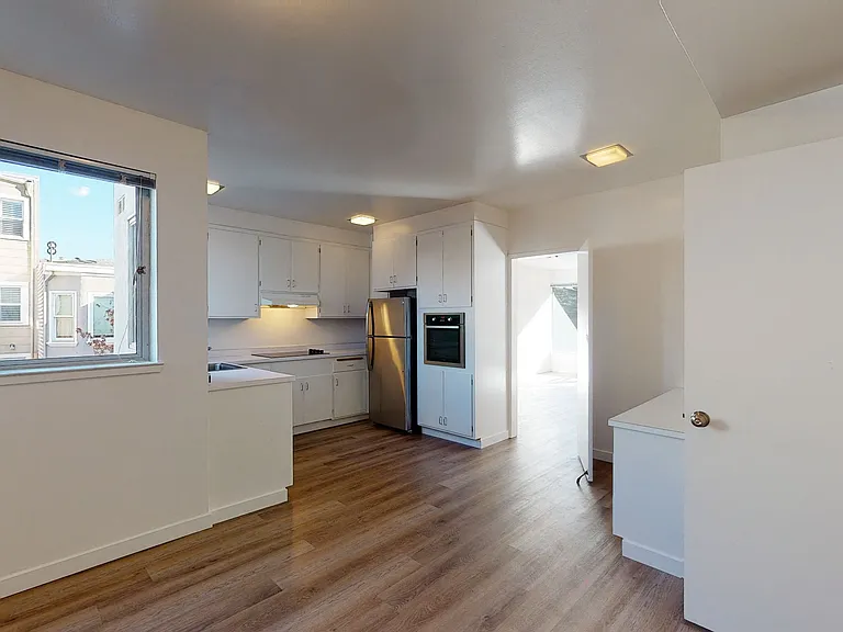 6720 Fulton St — Photo 2