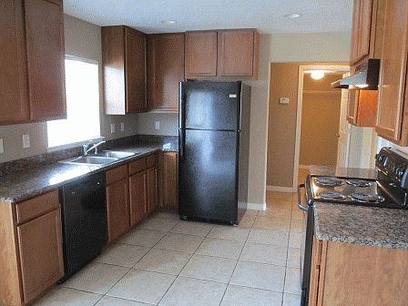 2nd image of 1720 Winged Elm Pl