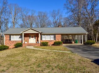121 Timber Creek Ct, King, NC 27021