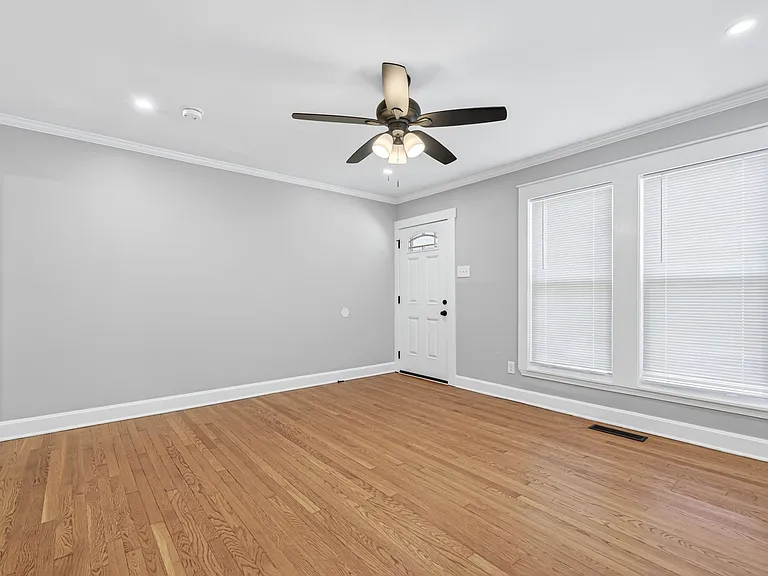 2102 S O St — Photo 10