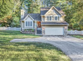 911 Fanning Bridge Rd, Fletcher, NC 28732