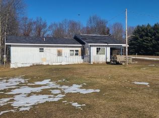 6403 E Stanton Rd, Stanton, MI 48888