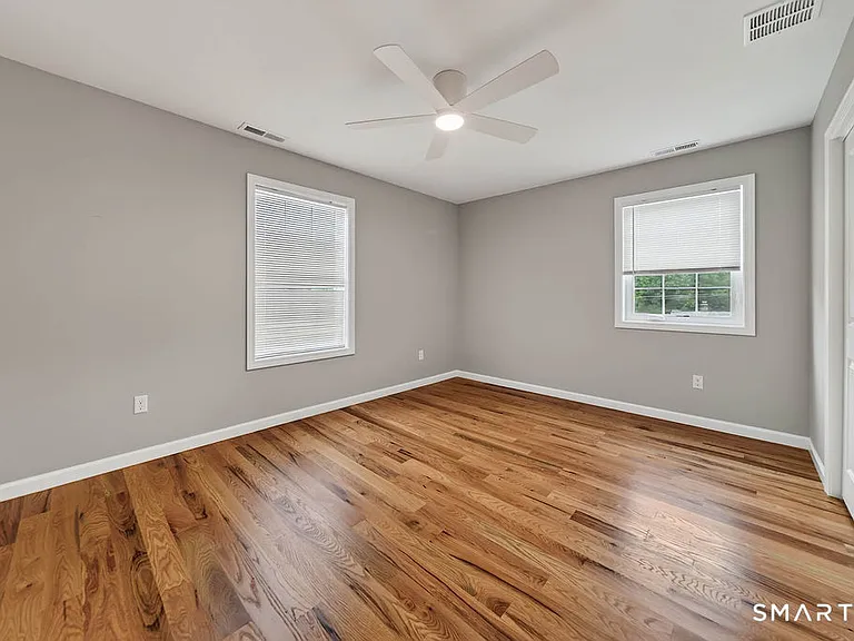 33 W End Ave #B — Photo 11