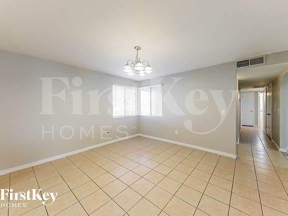 5th image of 5639 W Sunnyslope Ln