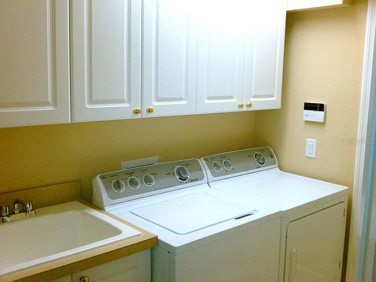 10313 Hebblewhite Ct — Photo 22