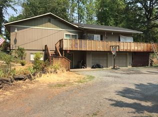 58678 Childs Rd, Saint Helens, OR 97051