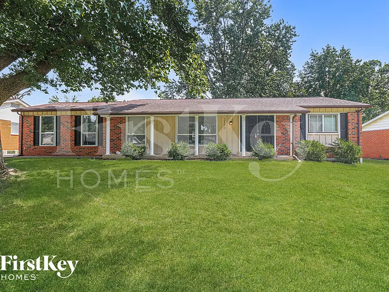 2110 Somerset Dr — Photo 14