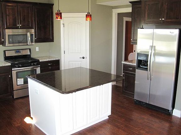 2nd image of 19253 Carmel Trl