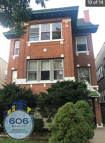 Jumbo 3 bed 2 bath in Jefferson Park! Photo 1