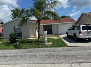 9313 Candlemaker Ct, Tampa, FL 33615