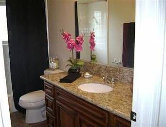 5th image of 6563 Lake Park Dr