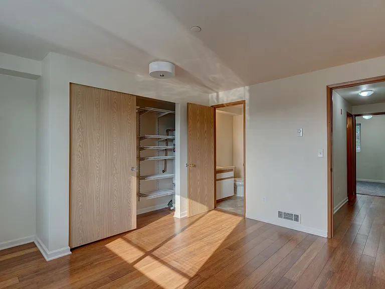 485 SW Bayshore Dr #D102 — Photo 10