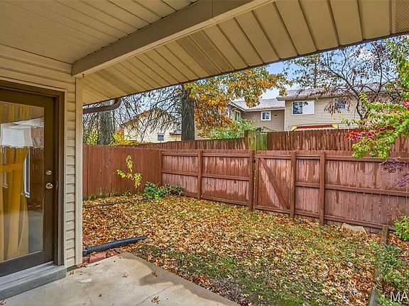 4th image of 251 Timberbrook Dr #B
