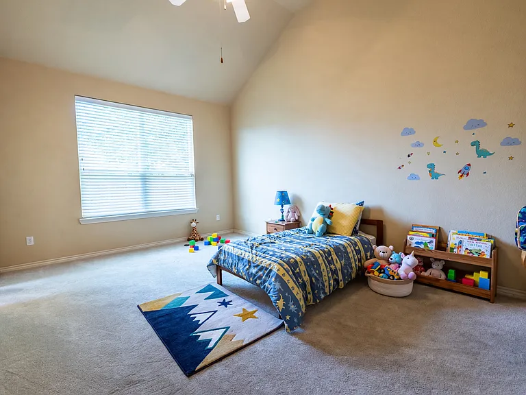 4333 Summersweet Ln — Photo 15