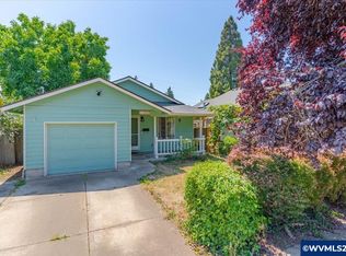 1074 3rd St NW, Salem, OR 97304