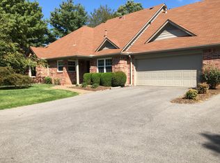 9417 Springmont Pl, Louisville, KY 40241