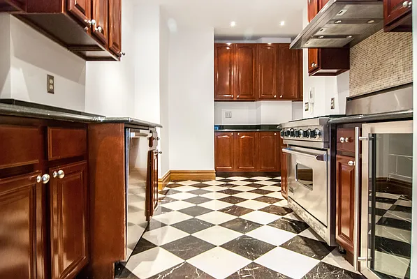 Rented by WAM Partners - William Moses Co. | media 67