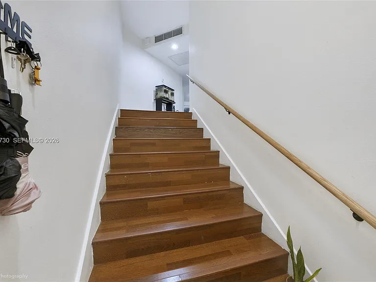 2622 SE 19th Ct #207-B — Photo 7