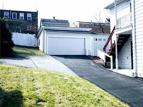 Double Garage/Workshop