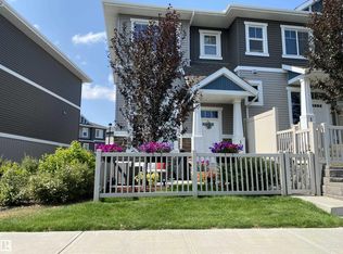 1140 Chappelle Blvd SW #14, Edmonton, AB T6W2Z3