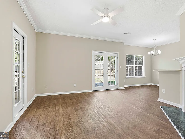 130 S Fairfield Dr — Photo 8