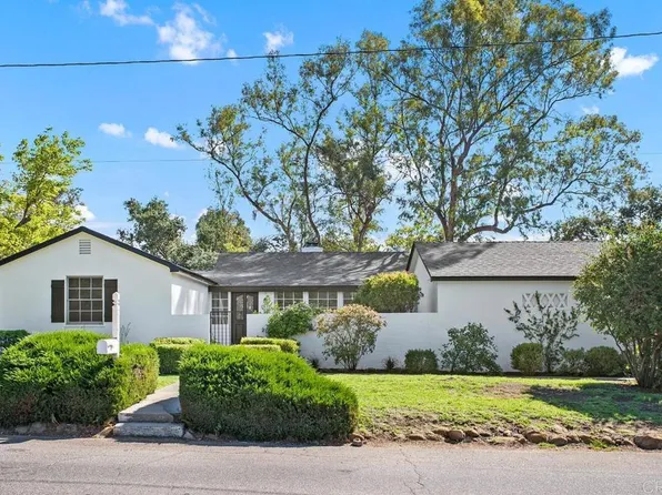 212 Foothill Rd, Ojai, CA 93023