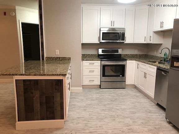 5th image of 1701 The Greens Way APT 612