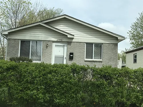 27076 Ridgewood St Photo 1