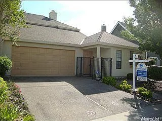 6910 Arabella Way photo 1