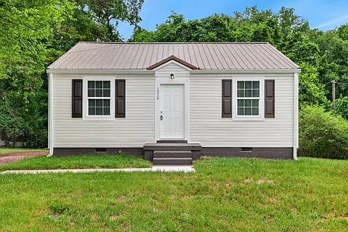 1316 Sunnyview Dr Photo 1