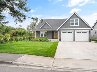 436 E Madison St, Nooksack, WA 98276