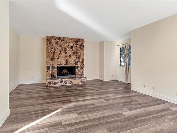 2nd image of 1300 Fell St #1