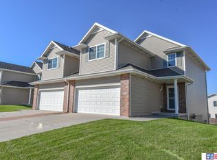 2555 N 89th St, Lincoln, NE 68507