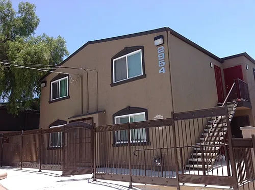 Golden Hill Apartments Photo 1