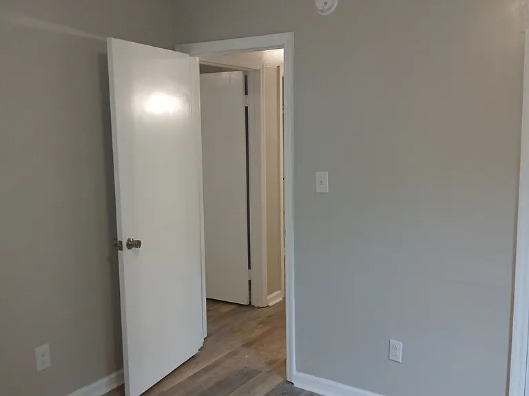 3320 Napier Ave — Photo 12