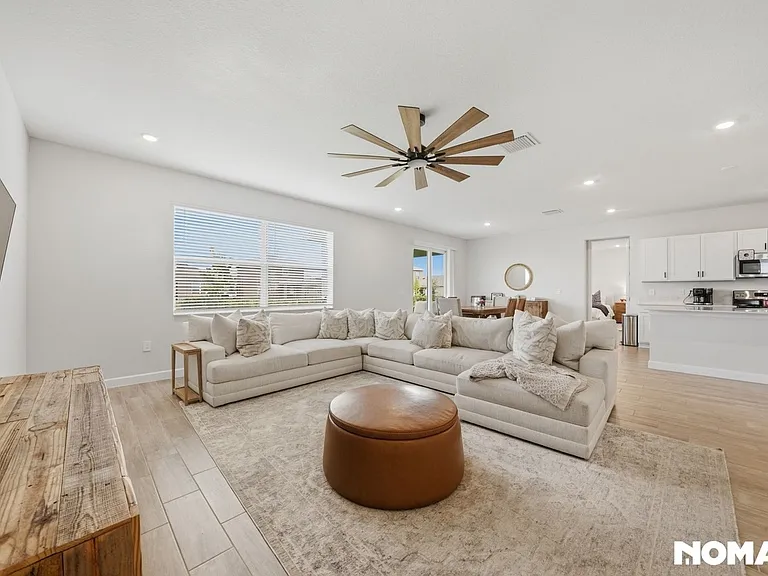 12220 SW Roma Cir — Photo 10