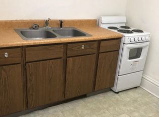 1402 20th St, Rockford, IL 61104