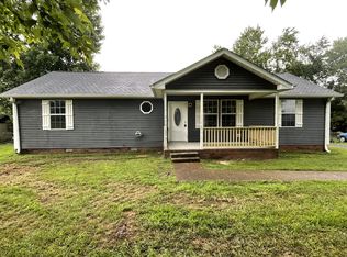 641 Airport Rd, Portland, TN 37148