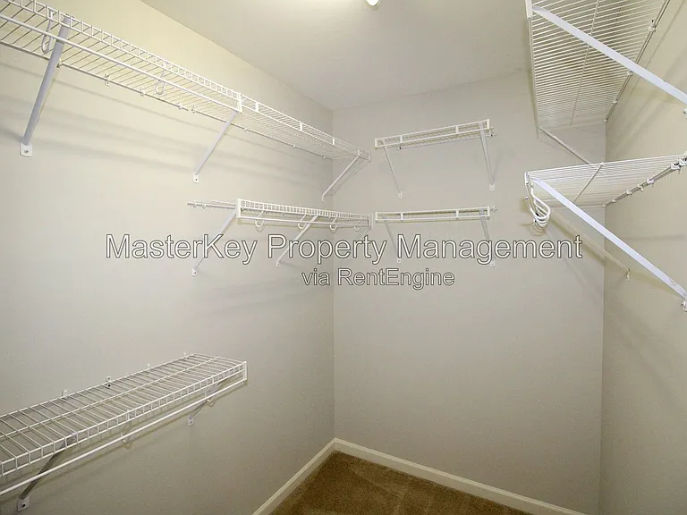 533 Matheson Pl — Photo 13