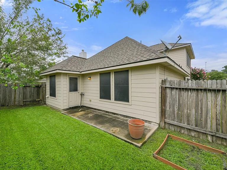 9523 Wyatt Oak Ln — Photo 19