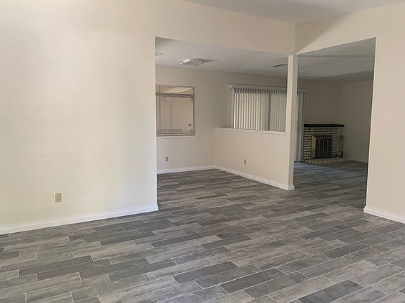 3rd image of 1419 Arlene St