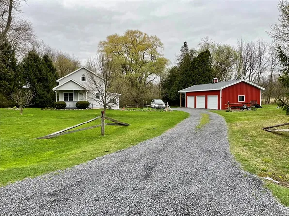 134 Avery Rd, Lyons, NY 14489