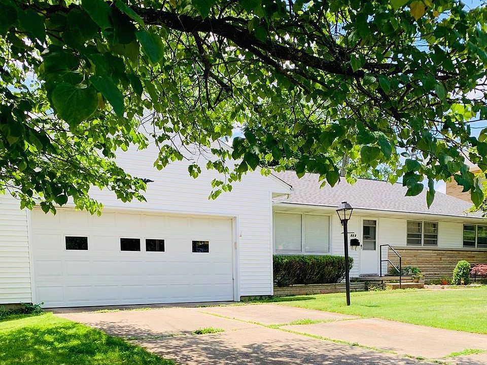 1st image of 333 Hillcrest Dr