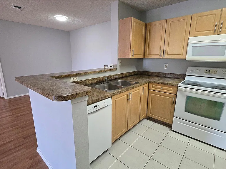 11205 W Atlantic Blvd #305 — Photo 1