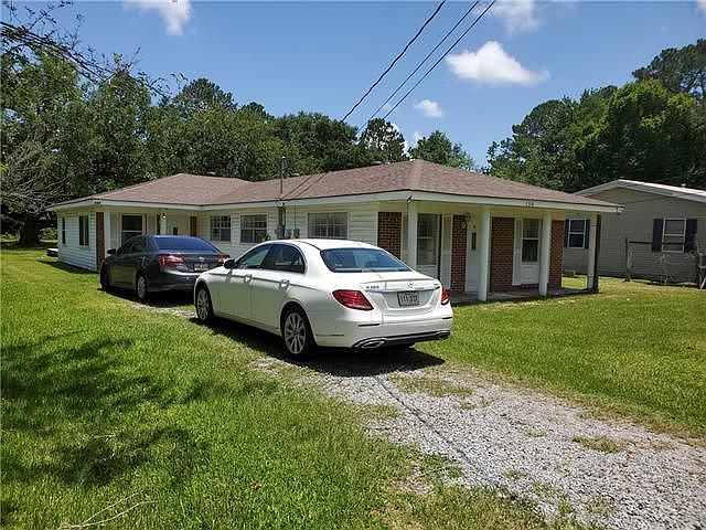 1st image of 158 Hoover Dr #B